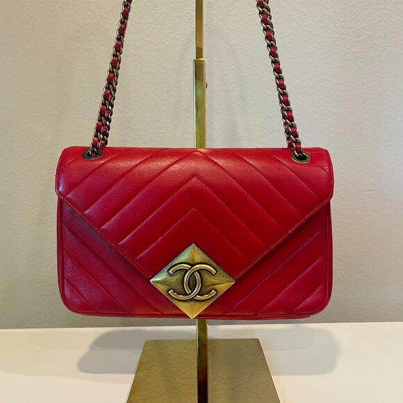 Chanel Small Pyramid CC Flap Bag – Red Lambskin (2015, Made in France) - Picture 1 of 10